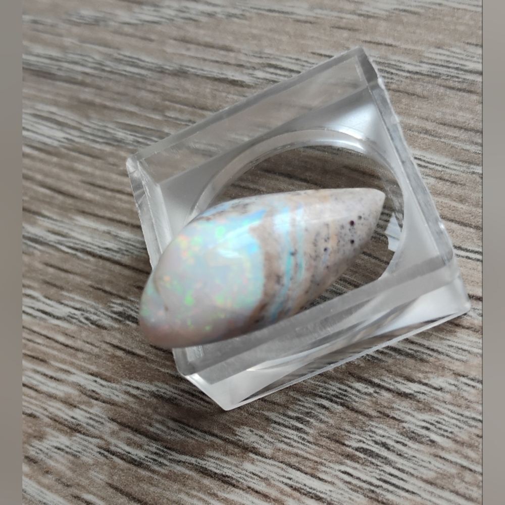 Natural Australian Precious Opal Gemstone "Play Of Colors " Fire Stone